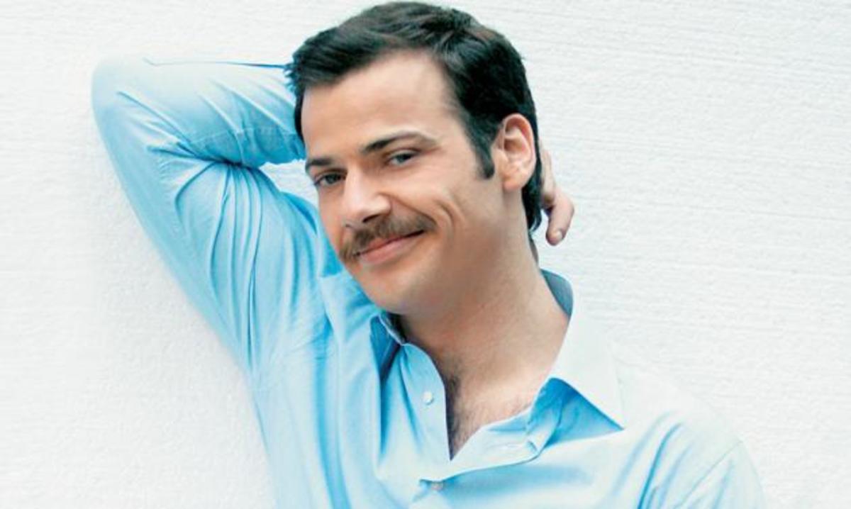 Ορέστης Τζιόβας : “Σιχαίνομαι τις… κοσμικούρες, θέλω να βρίσκομαι με ανθρώπους που πραγματκά τους γουστάρω” !