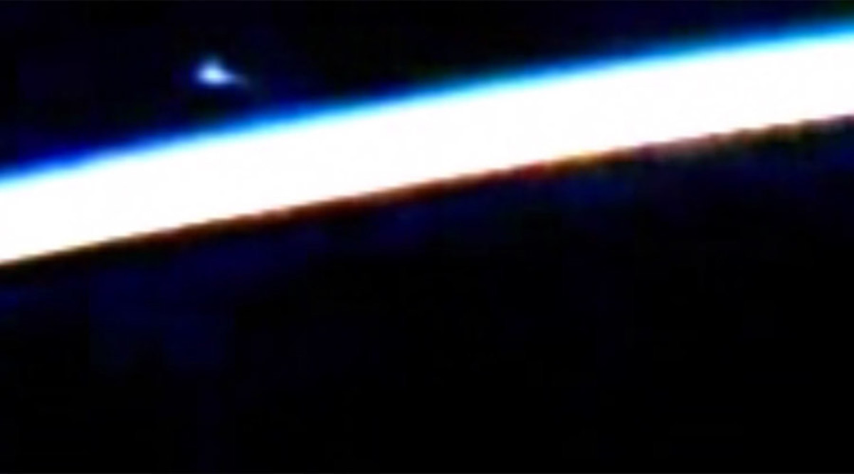 “UFO” ανάγκασε τη NASA να κόψει το live stream από τον Διεθνή Διαστημικό Σταθμό! [vid]