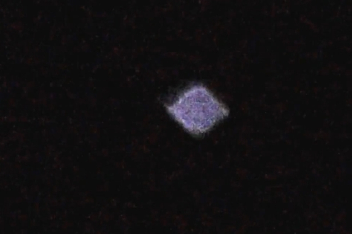 Η αλήθεια είναι εκεί έξω.. UFO “αλώνιζε” στον ουρανό της Αγγλίας (ΒΙΝΤΕΟ)