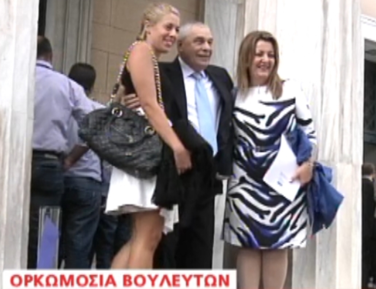 Παραλειπόμενα ορκωμοσίας νέων βουλευτών