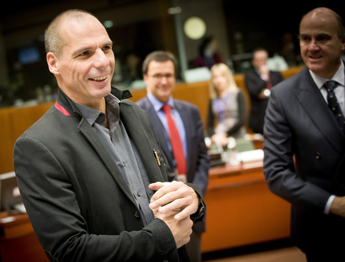 Βαρουφάκης: Βρόμικη λέξη το κούρεμα – Υπάρχουν εξυπνότερες λύσεις