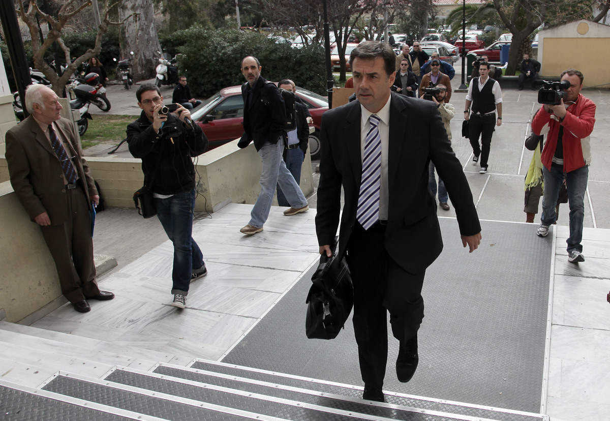 Βασσάρας: Συνέχεια με στοχοποιούν!