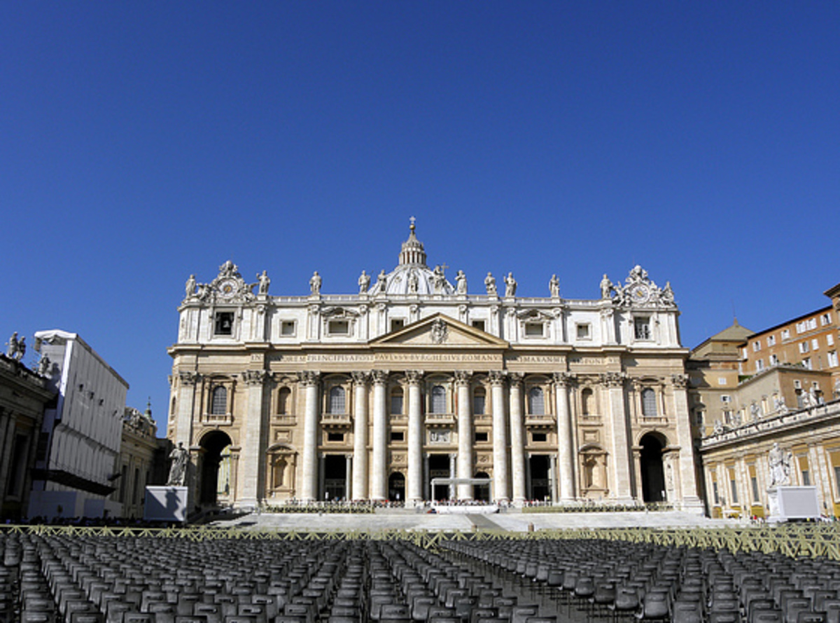 Βατικανό: Σύλληψη ιερέα για παιδική πορνογραφία