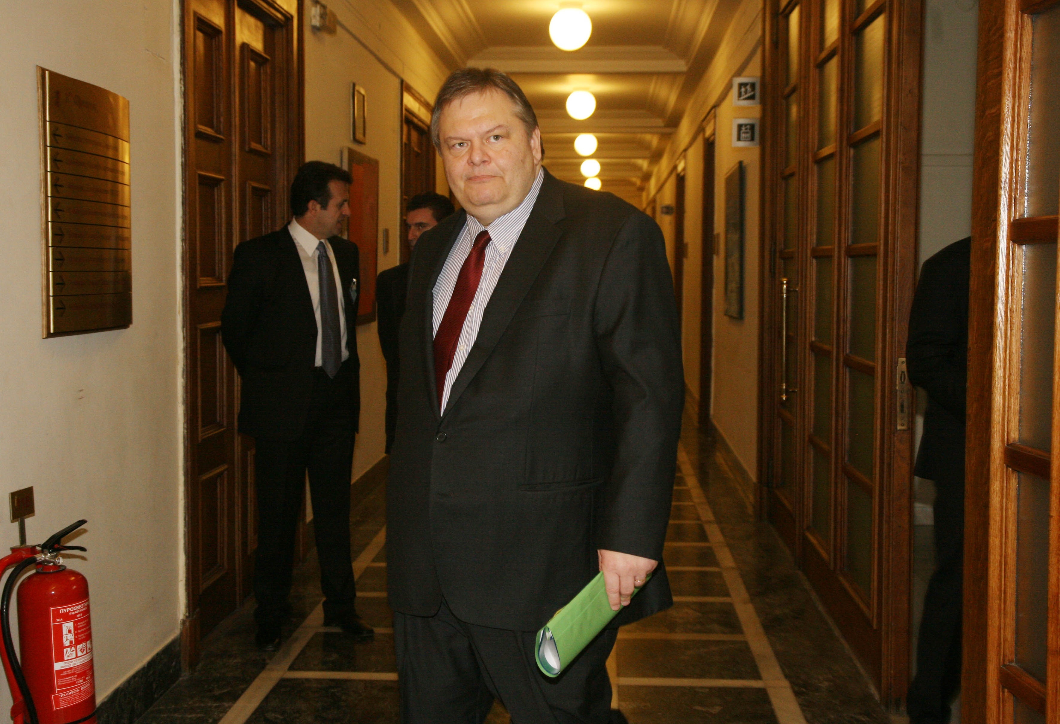 Βενιζέλος: Το Σύνταγμα της ΠΓΔΜ πρέπει να αλλάξει