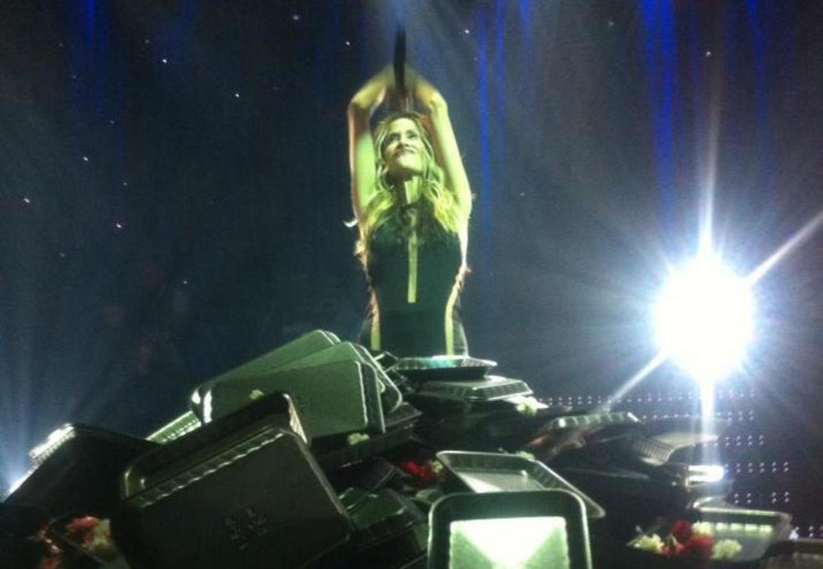 ΒΙΝΤΕΟ: Τα πρώτα λόγια της Άννας Βίσση στην πίστα μετά το ατύχημα