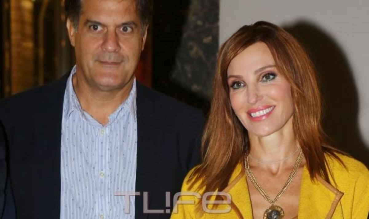 Βίκυ Χατζηβασιλείου: Βραδινή έξοδος με τον σύζυγό της!