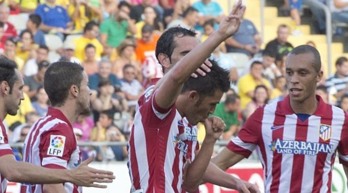 Ο Νταβίντ Βίγια πανηγυρίζει το πρώτο του γκολ με την Ατλέτικο Μαδρίτης