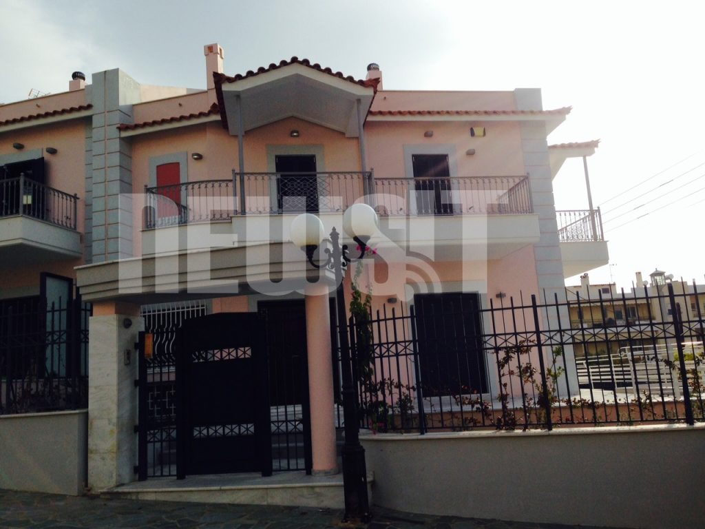 Αυτή είναι η ροζ βίλα του καρτέλ της κοκαϊνης στη Βούλα – ΦΩΤΟ