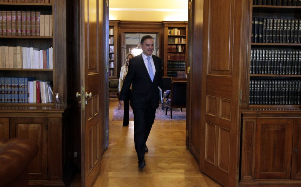 Ή έντιμη συμφωνία ή Μνημόνια έως το 2018!