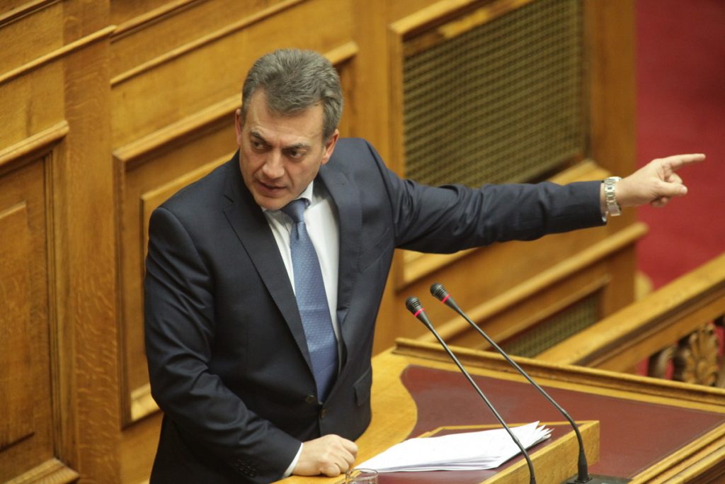 Βρούτσης για προσφυγικό: Και το 2014 είχαμε πόλεμο αλλά δεν περνούσε κουνούπι…