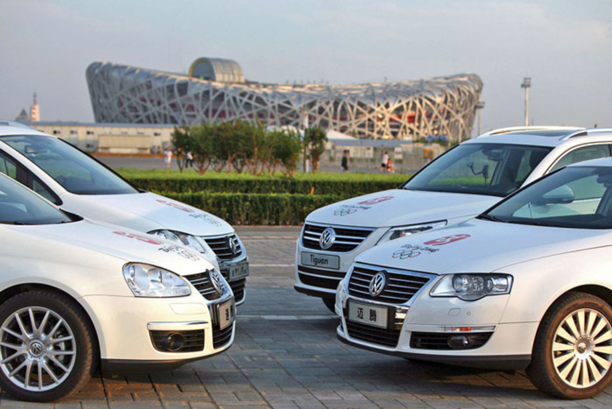 VW: Ανακαλεί 384.181 αυτοκίνητα στην Κίνα, για πρόβλημα στο κιβώτιο