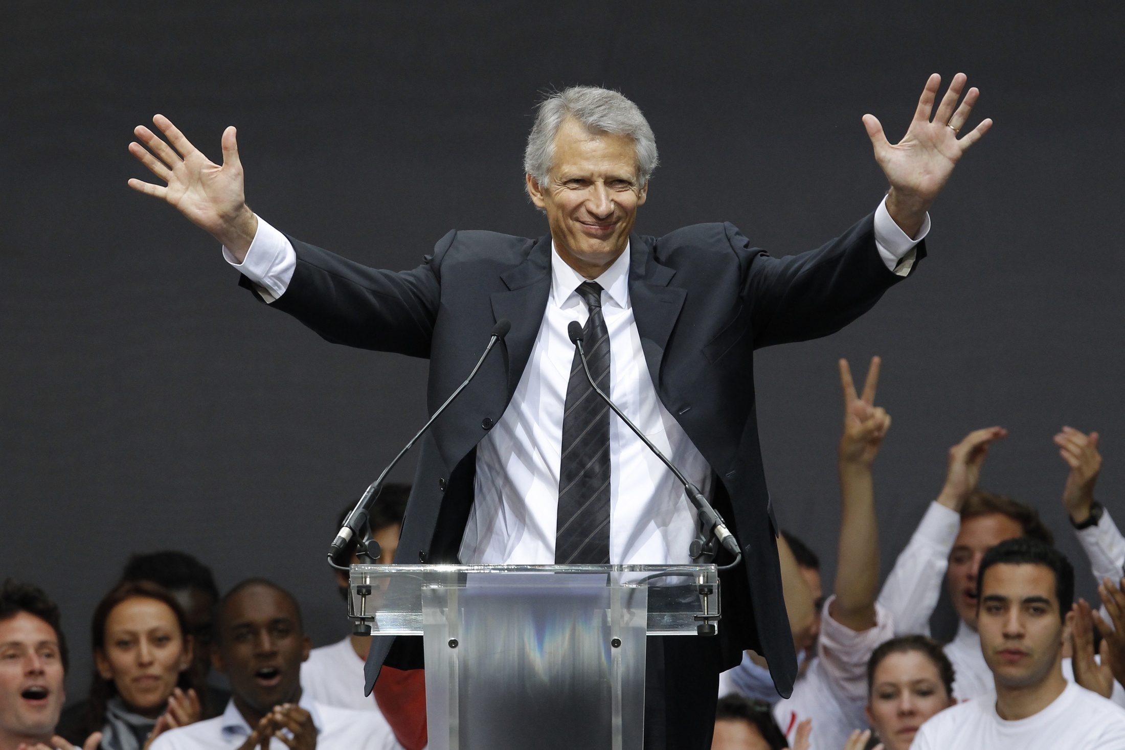 Ο ντε Βιλπεν ετοιμάζεται να κοντράρει το Σαρκοζί