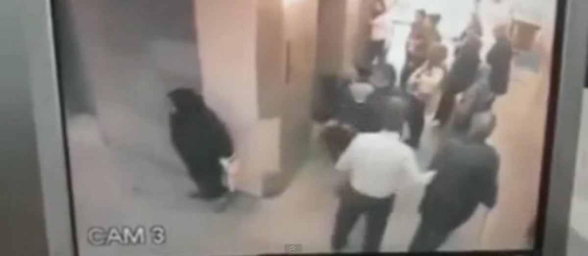 Ούρησε σε διάδρομο νοσοκομείου