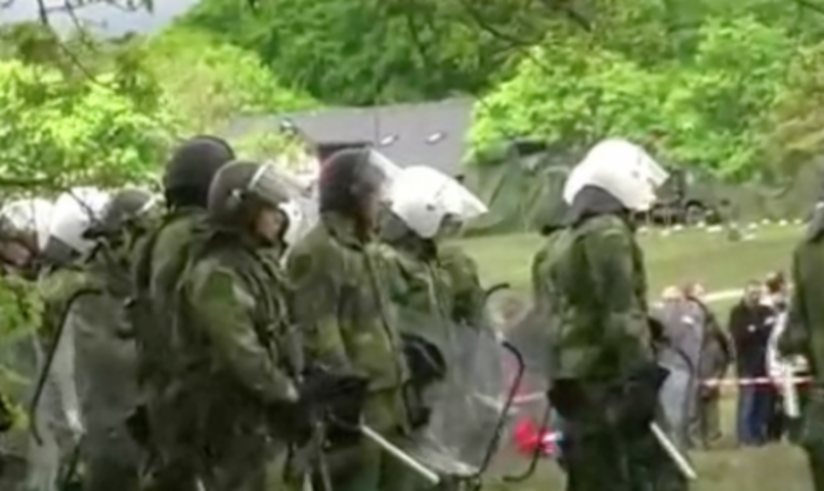 Εγκαταστάθηκαν οι “χακί-ΜΑΤατζήδες” στο ΥΕΘΑ και αποσύρθηκε η Ζ’ ΜΑΚ -ΒΙΝΤΕΟ