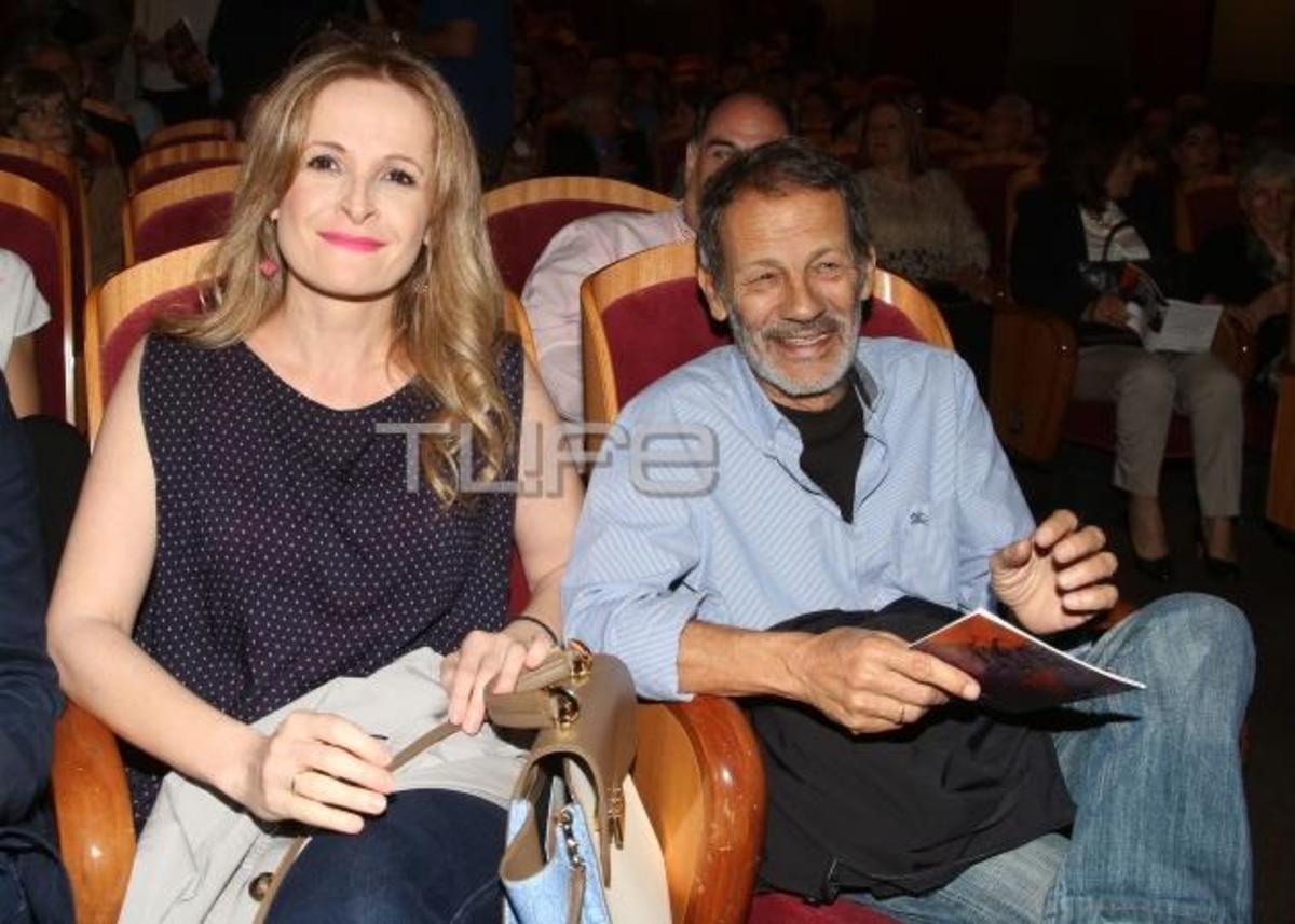 Σταύρος Ξαρχάκος: Σπάνια βραδινή έξοδος με την κατά 40 χρόνια νεότερη σύζυγό του!