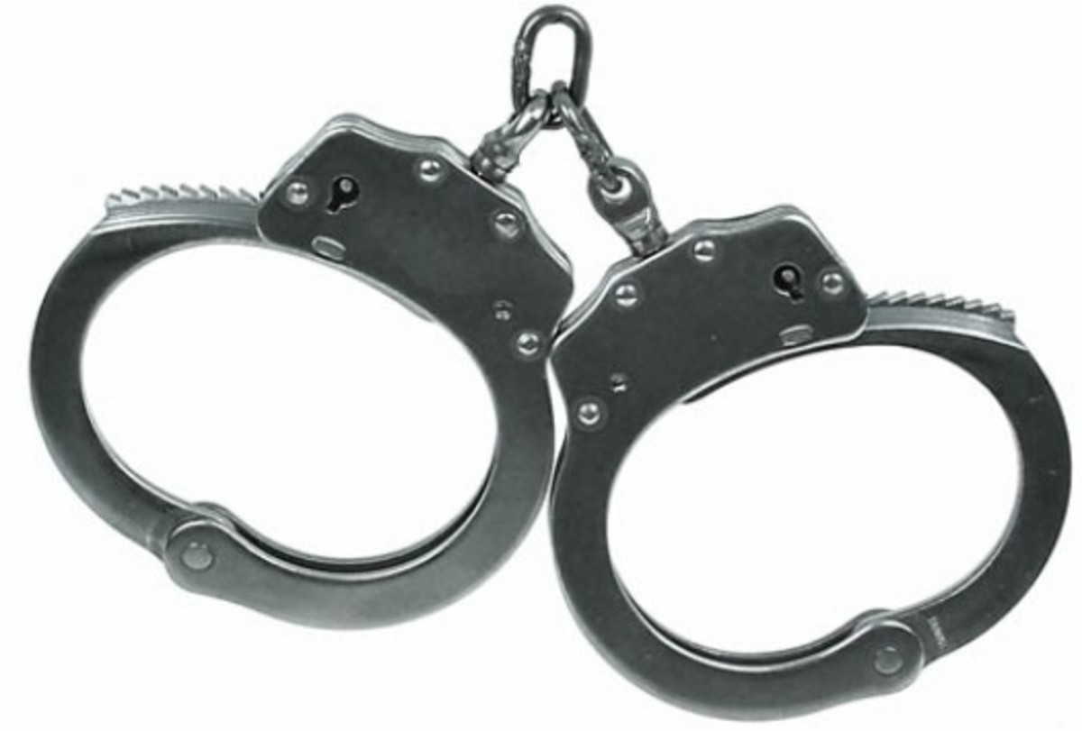 Κι άλλο κρούσμα διεφθαρμένων αστυνομικών – Αστυφύλακας του Α.Τ Καμινίων εκβίαζε Πακιστανό καταστηματάρχη