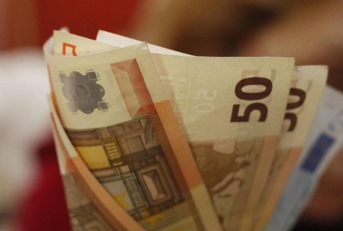 600 ευρώ επιπλέον φόροι φέτος για όλους!