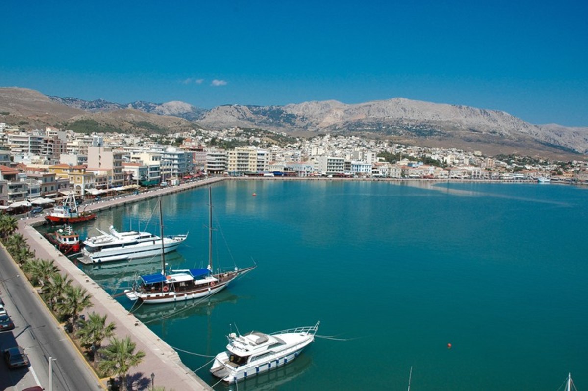 Ενδιαφέρον 11 επενδυτών για μαρίνες Χίου και Πύλου