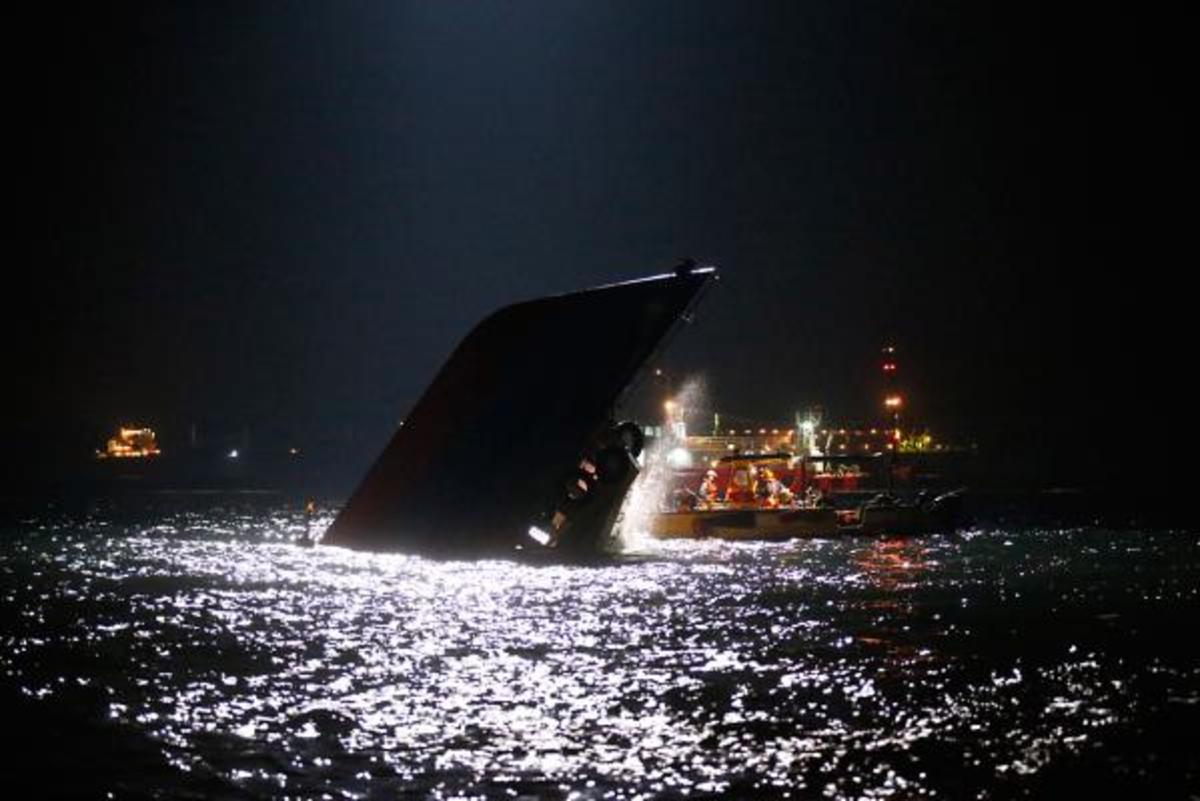 Ναυτική τραγωδία με 36 νεκρούς στο Χονγκ Κόνγκ