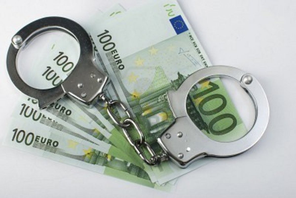 Συνέλαβαν δημόσιο υπάλληλο για χρέη 51,5 εκατομμύρια ευρώ