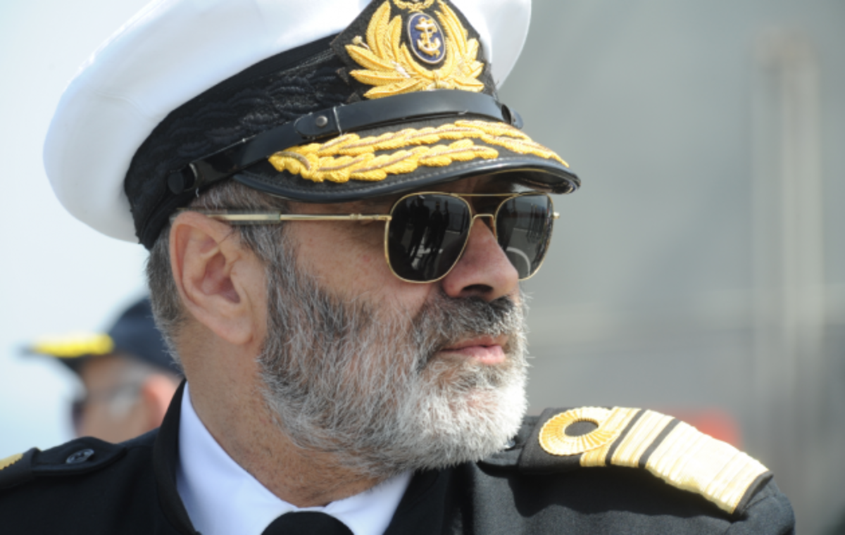 “Απέναντι” ο πρώην και ο νυν Α/ΓΕΝ – Χρηστίδης εναντίον Αποστολάκη – ΒΙΝΤΕΟ οι συνεντεύξεις