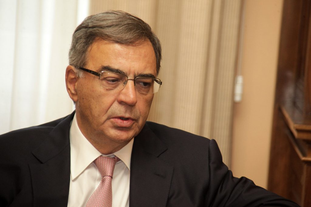 Ο Χριστοδουλάκης καθυσήχασε τον Ιερώνυμο – Δεν θα σας φορολογήσουμε…