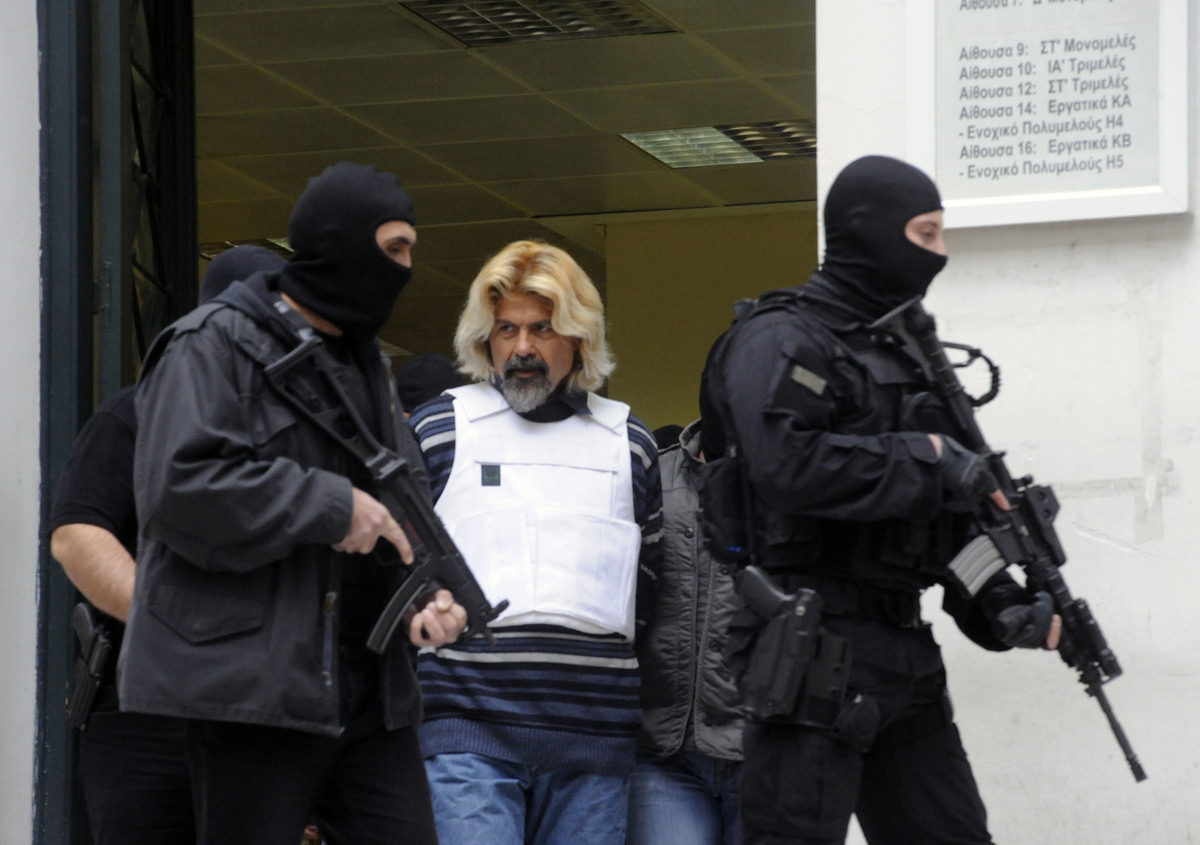 Ραγδαίες εξελίξεις – Δύο συλλήψεις για τρομοκρατία σε Γαλάτσι και Άγιο Δημήτριο – Ο ένας φέρεται να είναι συνεργάτης του Χριστόδουλου Ξηρού