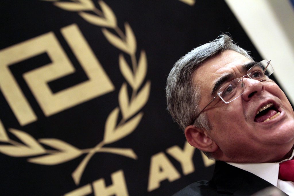 Γιατί δεν μπορεί να τεθεί εκτός νόμου η Χρυσή Αυγή