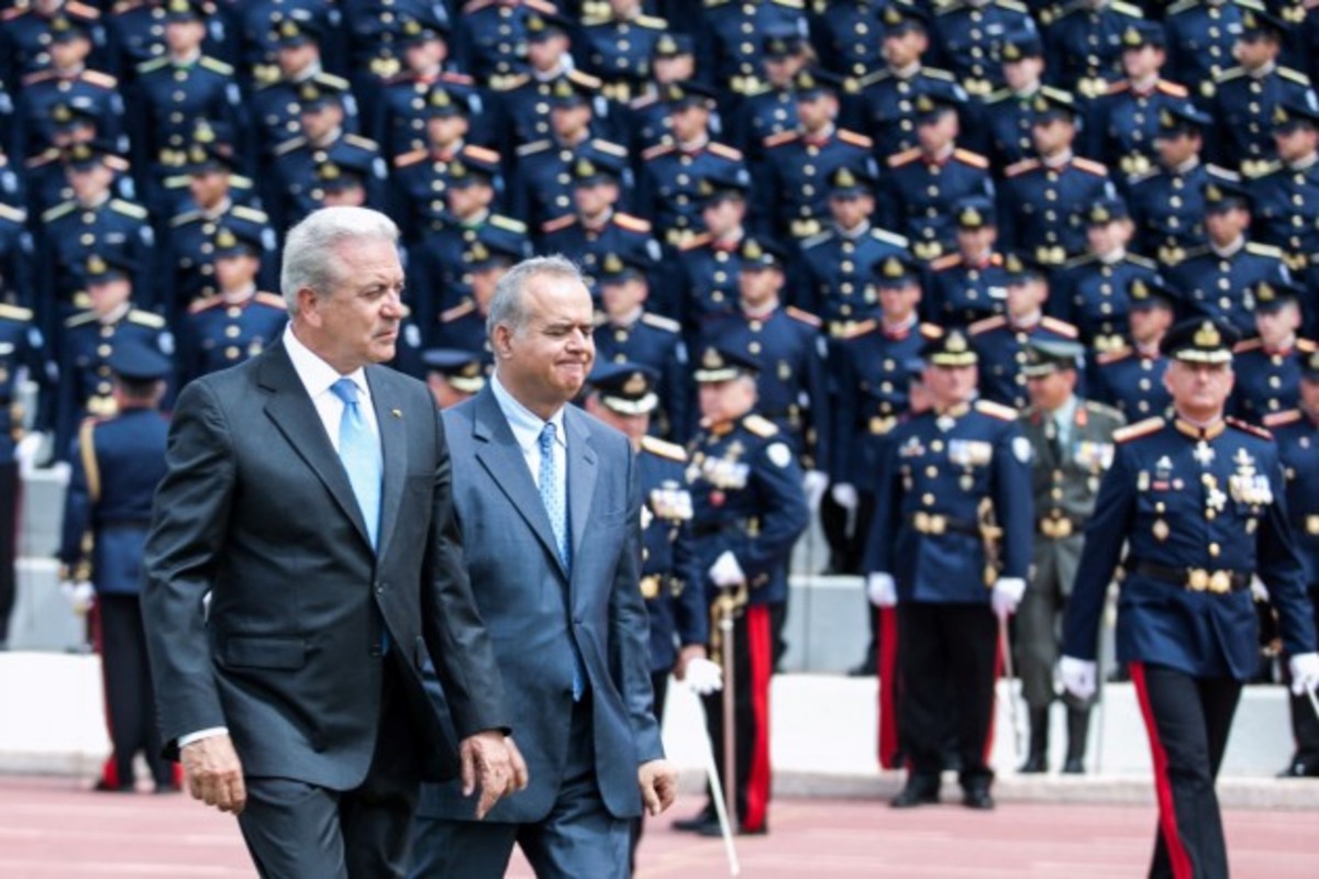 ΣΤΟΠ του ΥΠΕΘΑ στο ΤΑΙΠΕΔ για την πώληση στρατοπέδων!