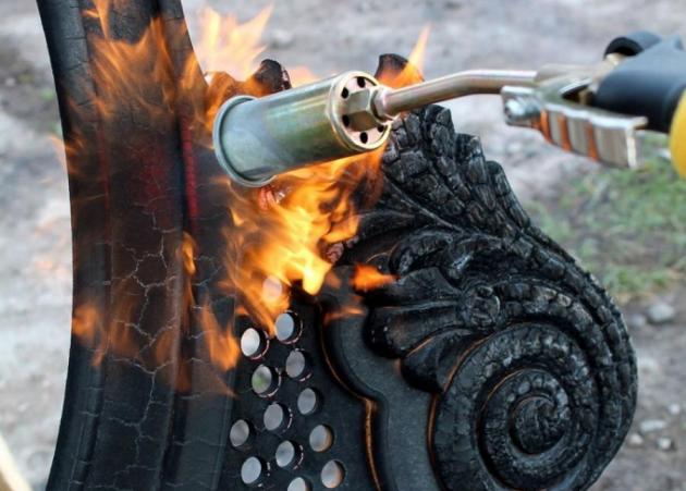 Κάψε τα έπιπλά σου! Όχι δεν σου κάνουμε πλάκα….