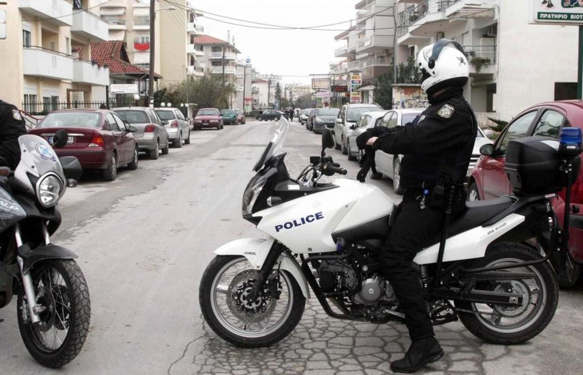 Έπιασαν τον κλέφτη των αυτοκινήτων στη Γλυφάδα