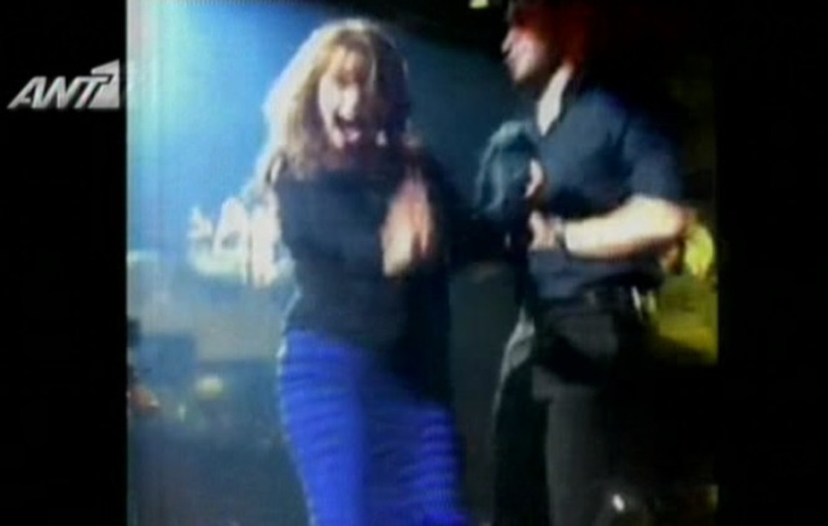 Η Ζαρίφη ορμάει στον Ρουβά και η ασφάλεια την κατεβάζει από την πίστα!