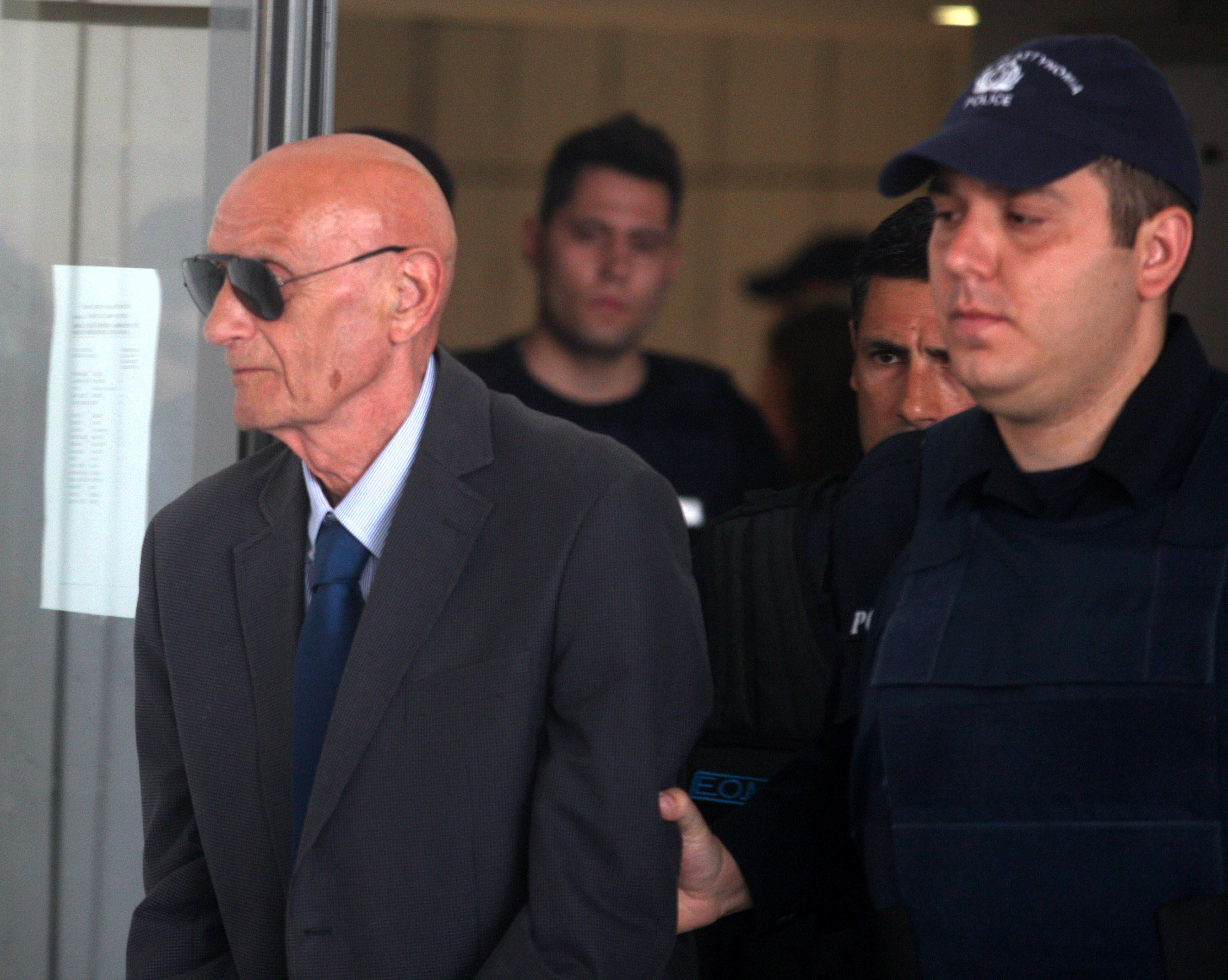 Ένταση στην δίκη Τσοχατζόπουλου: Όλο αγόραζε ο Ζήγρας, αλλά όλα πήγαιναν στον Άκη!