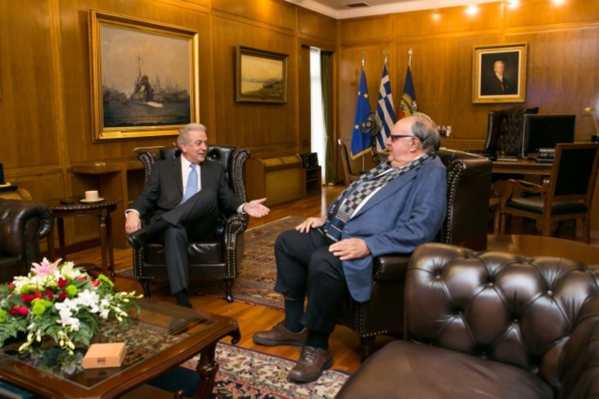 Επιστολή σε ΥΕΘΑ για Πάγκαλο: “Μην παραβλέπετε το κοινό αίσθημα των στρατιωτικών”