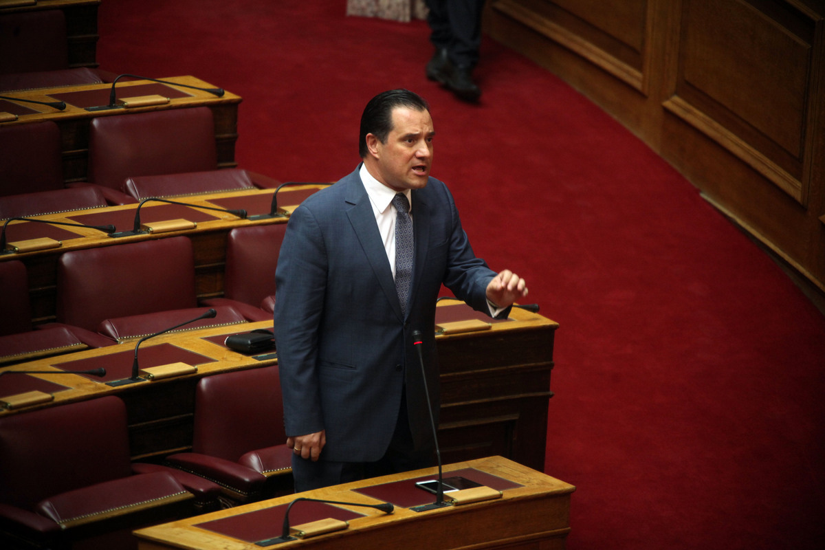Κόλαφος ο Άδωνις κατά της κυβέρνησης: Αυτοί είναι κανονικοί φασίστες – Αυτά τα έλεγε ο Στάλιν και ο Τσαουσέσκου