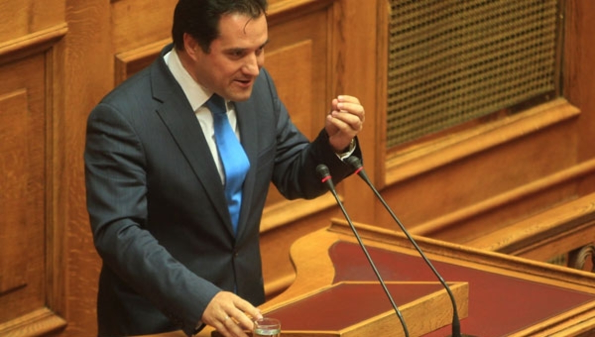 Ο Άδωνις, ο Ηρόστρατος και η …εμπρηστική συζήτηση στη Βουλή! (ΦΩΤΟ)