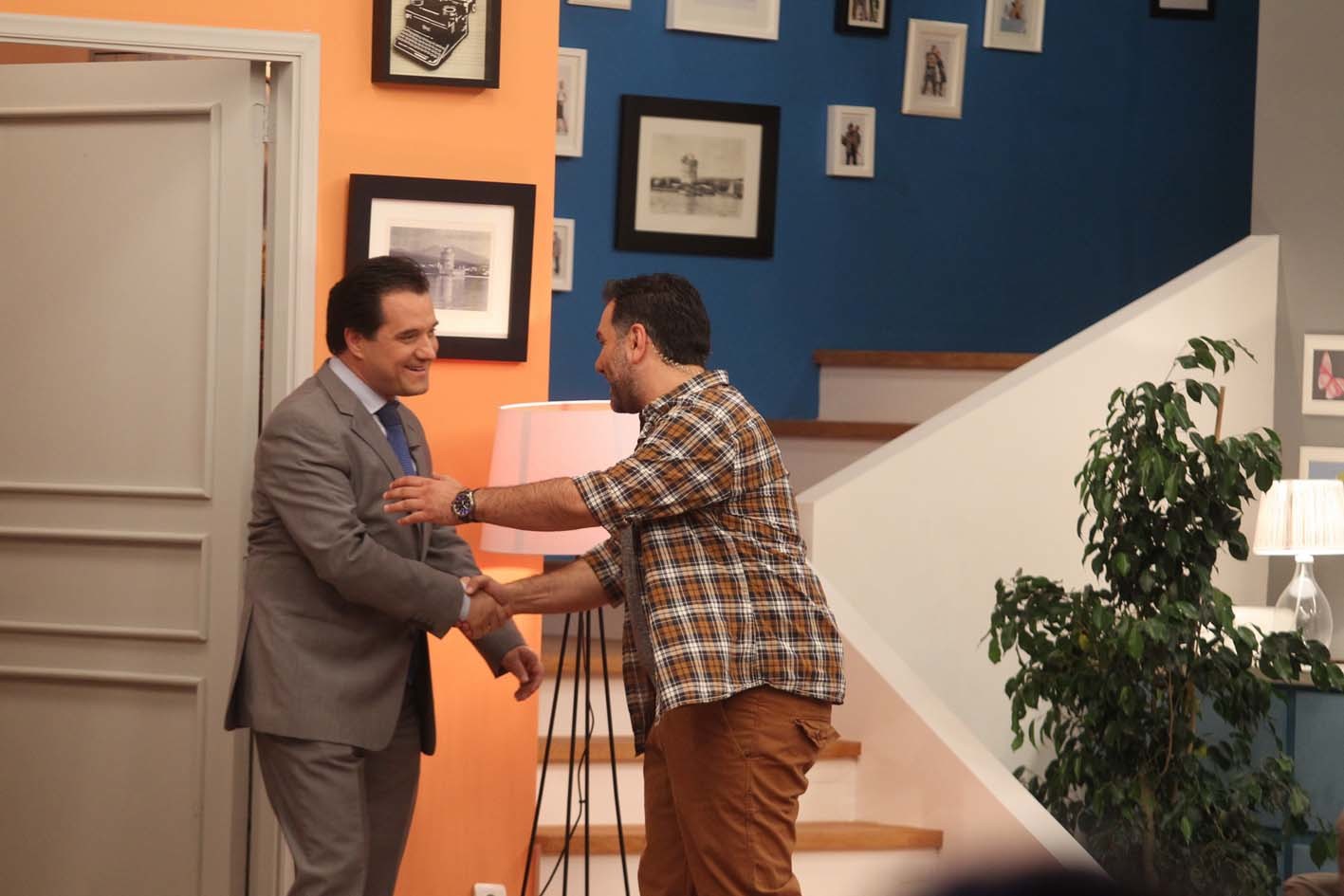 Άδωνις Γεωργιάδης: «Αγαπώ τον Γιώργο Καρατζαφέρη»