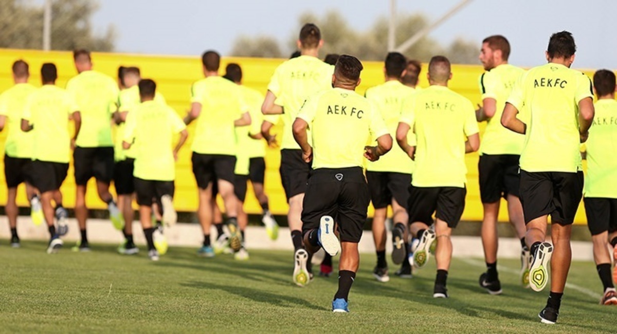 Ευχοστολίδια από την ΑΕΚ! [pics, vid]