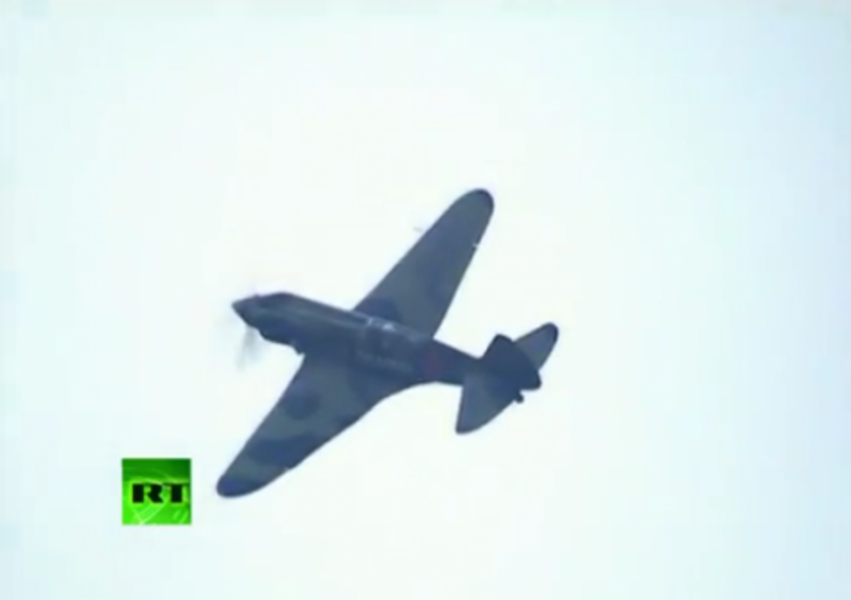 Το air show με τους σοβιετικούς θρύλους που παρακολούθησε ο Πούτιν – ΒΙΝΤΕΟ