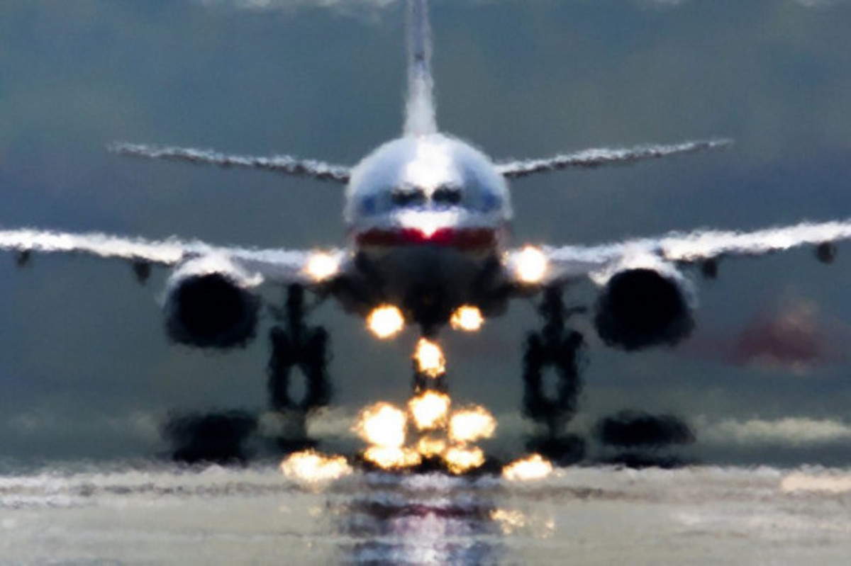Ηράκλειο: Συναγερμός στο αεροδρόμιο – Πρόβλημα στον κινητήρα μετά την απογείωση