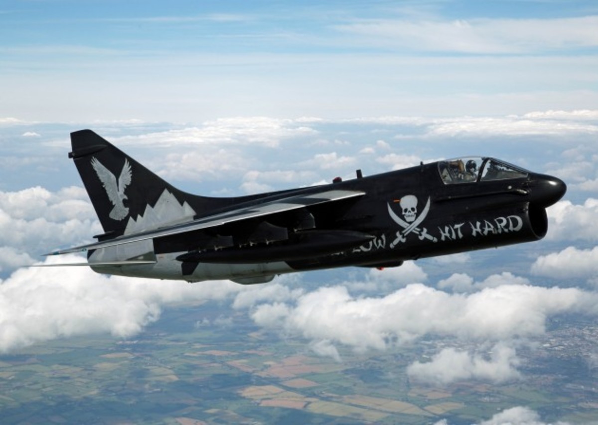 Α-7: Μας αποχαιρετούν στην παρέλαση της 28ης Οκτωβρίου