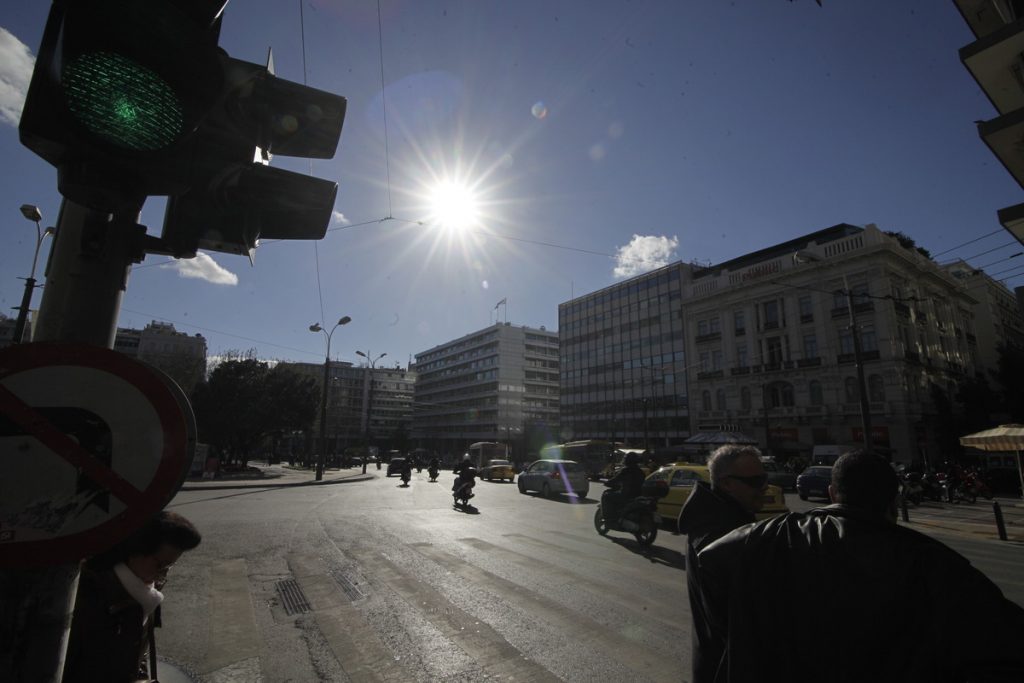 Χάνονται έσοδα 100 εκατ. ευρώ από τα ανασφάλιστα αυτοκίνητα!