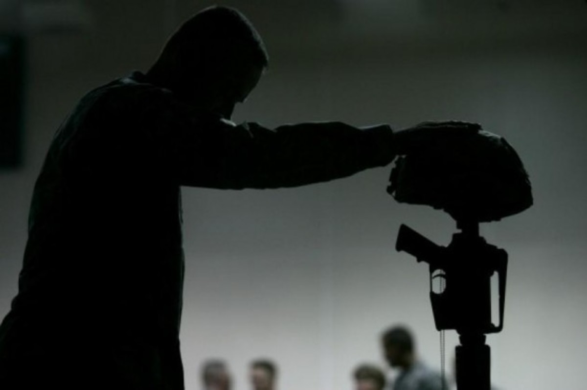 Τι συμβαίνει με τις αυτοκτονίες στρατιωτικών;