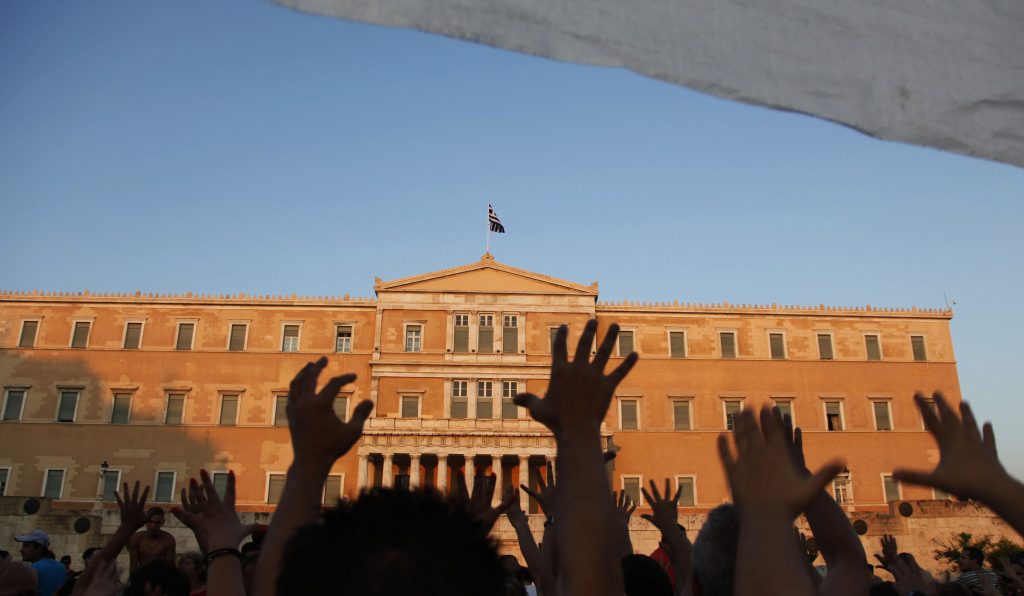 Η κοινωνία μετρά πληγές και διψά για φταίχτες