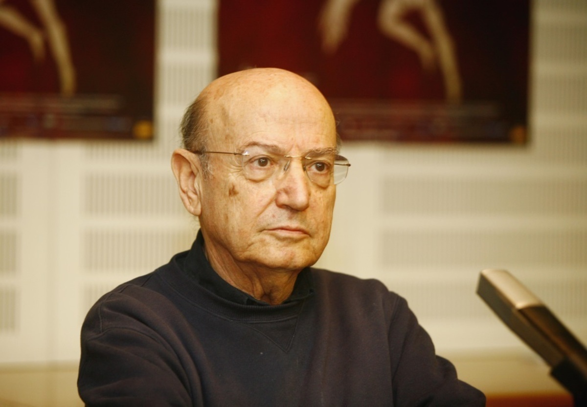 Έτσι έχασε τη ζωή του ο Θόδωρος Αγγελόπουλος: «Δεν πέθανε από το χτύπημα με το μηχανάκι, αλλά…»