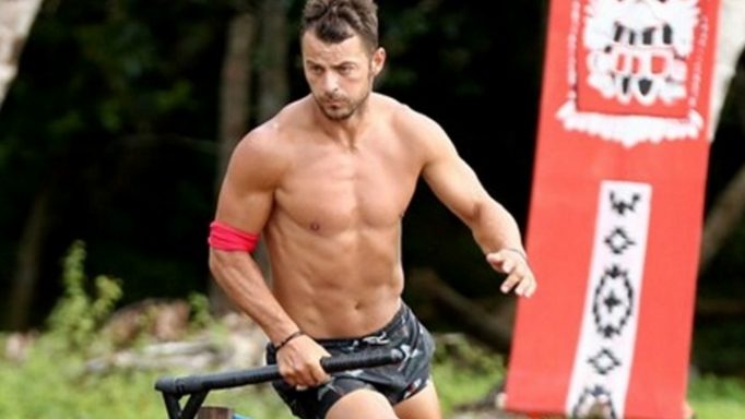 Survivor: Ο Γιώργος Αγγελόπουλος και η γνωστή τραγουδίστρια που ένιωσε ασφάλεια δίπλα του! Η βόλτα με το σκάφος στη Σκιάθο…