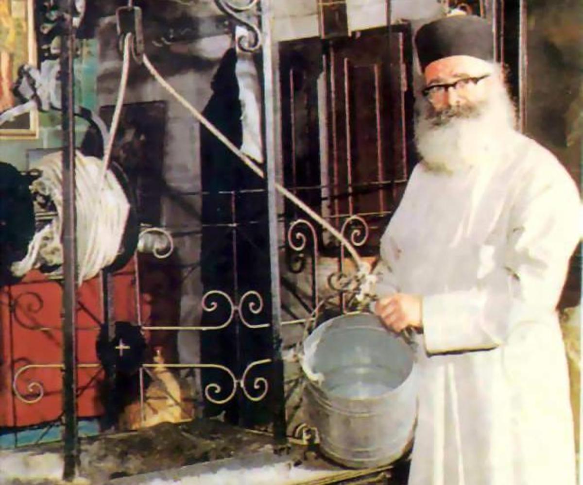 Αυτός είναι ο ιερέας Μάρτυρας που έσφαξαν με τσεκούρι στους Αγιους Τόπους