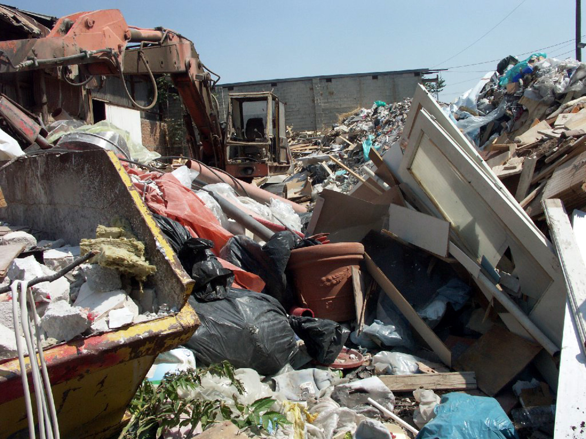 Είχε μετατρέψει το Αιγάλεω σε χωματερή – Δείτε ΦΩΤΟ