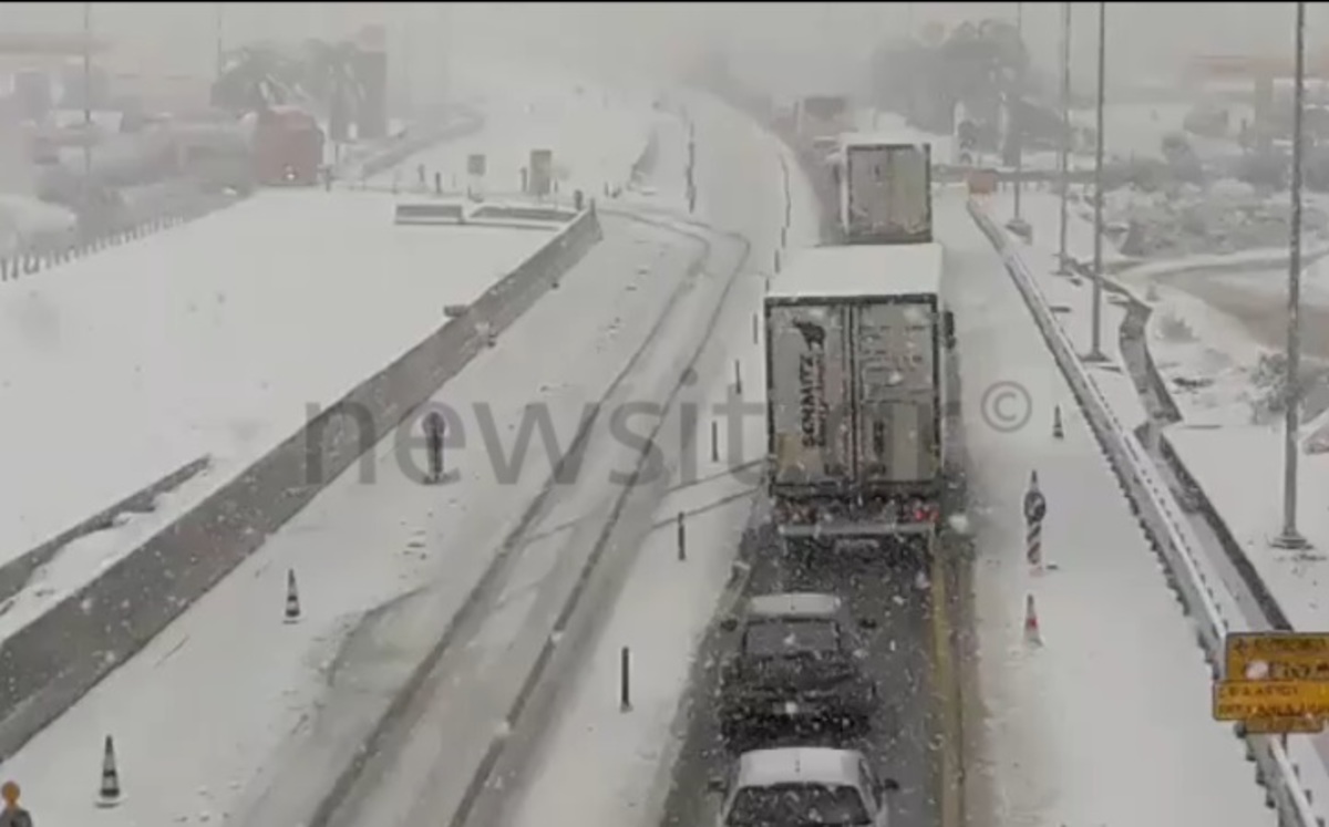 Πάγωσε το Αίγιο
