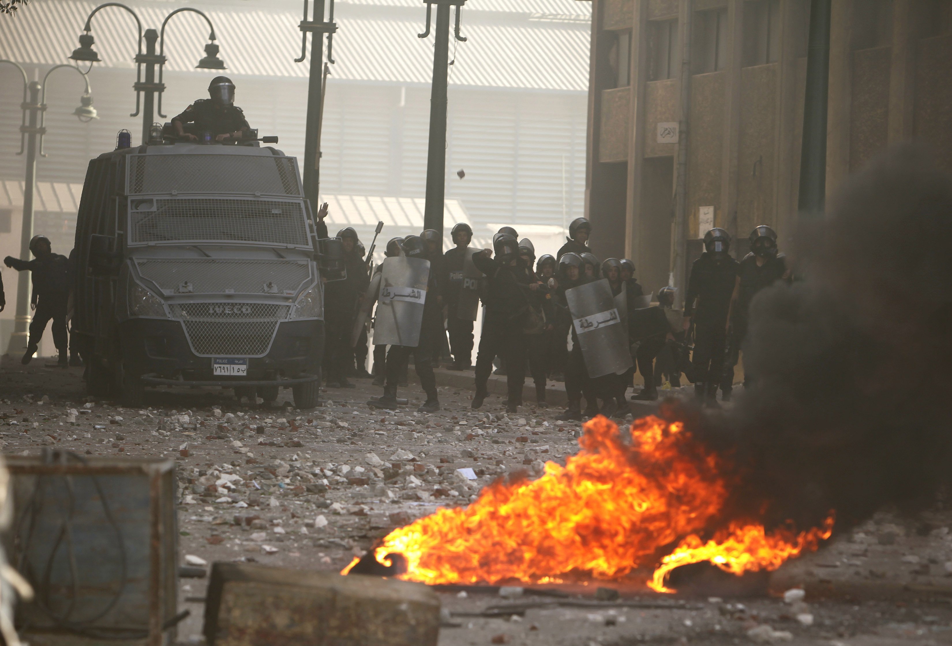 Αίγυπτος: Τουλάχιστον 7 νεκροί και 261 τραυματίες στα επεισόδια που ξέσπασαν τη νύχτα